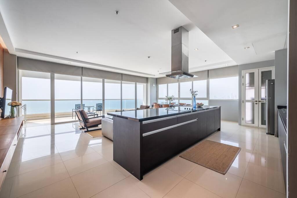 Ocean Portofino/Luxury2Br/153Sqm Lägenhet Na Chom Thian Exteriör bild